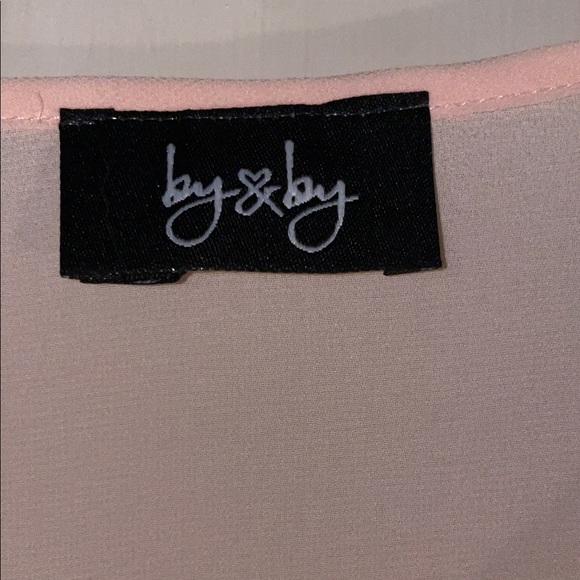 By&by Blush Sheer Blouse with Cuffed Sleeves and Attached Cami Size Small NWT - Picture 2 of 9